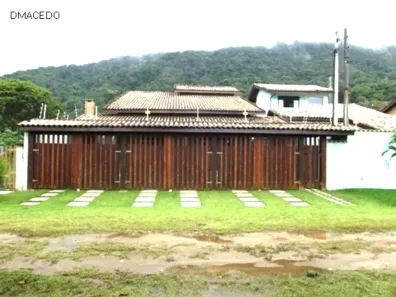 Casa com 3 Quartos à venda, 161m² no Lagoinha, Ubatuba