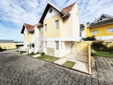 Sobrado com 3 Quartos para alugar, 114m² no Bacacheri, Curitiba