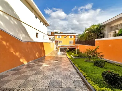 Sobrado com 3 Quartos à venda, 241m² no Vila Madalena, São Paulo