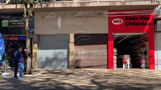Ponto Comercial para alugar, 300m² no Centro, Londrina