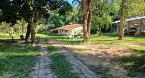 Fazenda/Sítio com 5 Quartos à venda, 1004m² no , Silva Jardim