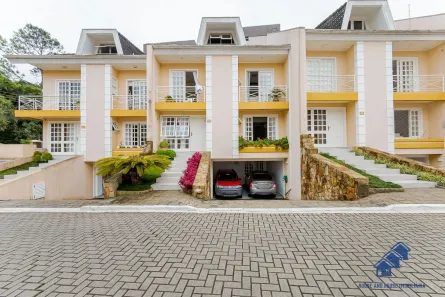 Sobrado com 4 Quartos à venda, 216m² no Mercês, Curitiba