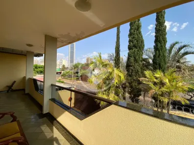 Casa com 5 Quartos à venda, 332m² no Jardim América, Goiânia