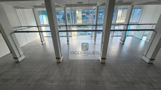 Prédio Comercial para alugar, 4135m² no Centro, Diadema