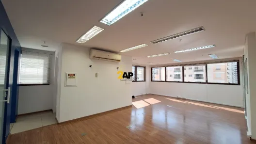 Sala Comercial para alugar, 100m² no Indianópolis, São Paulo