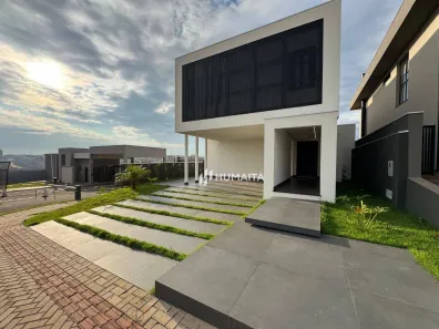 Casa de Condomínio com 3 Quartos à venda, 235m² no Gleba Simon Frazer, Londrina