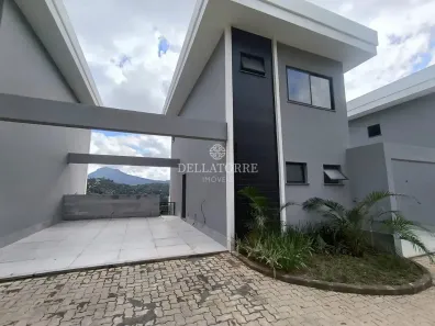 Casa de Condomínio com 2 Quartos à venda, 127m² no Golfe, Teresópolis