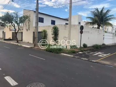 Lote/Terreno à venda, 300m² no Vigilato Pereira, Uberlândia