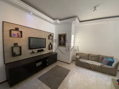 Sobrado com 3 Quartos à venda, 105m² no Parque Santo Antônio, Jacareí