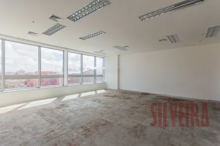 Sala Comercial à venda, 129m² no Chácara das Pedras, Porto Alegre
