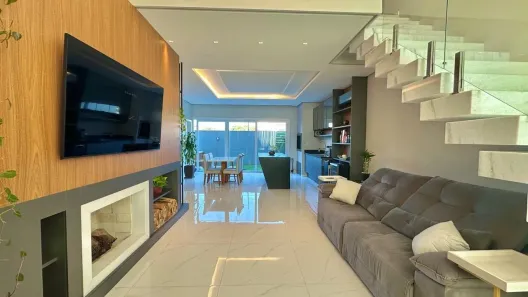 Sobrado com 3 Quartos à venda, 215m² no Estância Velha, Canoas