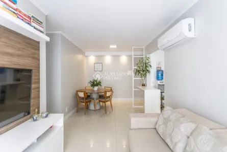 Apartamento com 3 Quartos à venda, 71m² no Cavalhada, Porto Alegre