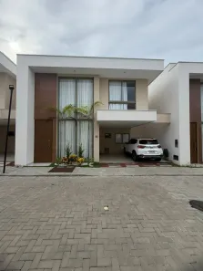 Casa de Condomínio com 4 Quartos à venda, 160m² no Buraquinho, Lauro de Freitas