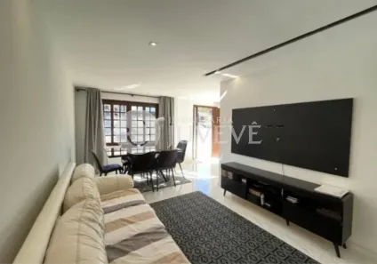 Sobrado com 3 Quartos à venda, 159m² no Tingui, Curitiba