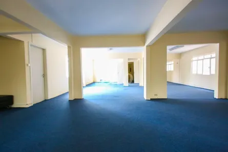 Prédio Comercial para alugar, 1600m² no Vila Nova Conceição, São Paulo