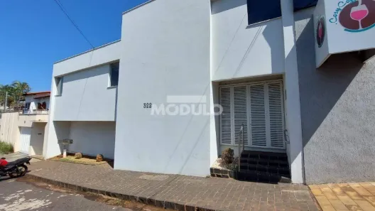 Prédio Comercial para alugar, 500m² no Lídice, Uberlândia