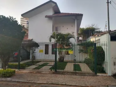 Sobrado com 5 Quartos à venda, 200m² no Vila Betânia, São José dos Campos