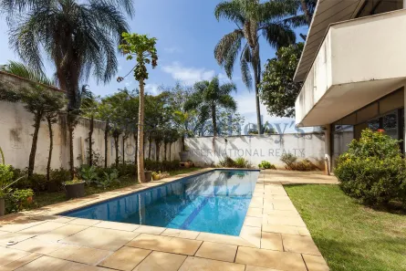 Casa com 4 Quartos à venda, 710m² no Jardim Guedala, São Paulo