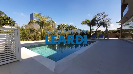 Casa de Condomínio com 4 Quartos à venda, 700m² no Alphaville Residencial Um, Barueri