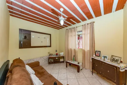Casa com 4 Quartos à venda, 240m² no Nova Gameleira, Belo Horizonte