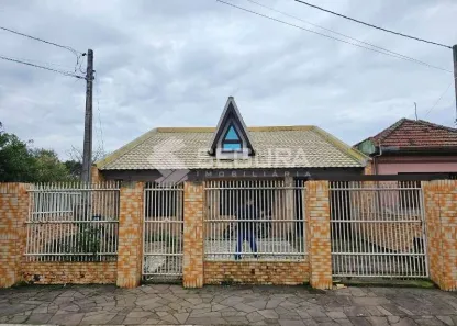 Casa com 4 Quartos para alugar, 350m² no Rio Branco, Canoas