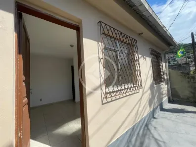 Casa com 2 Quartos à venda, 56m² no São Pedro, Teresópolis