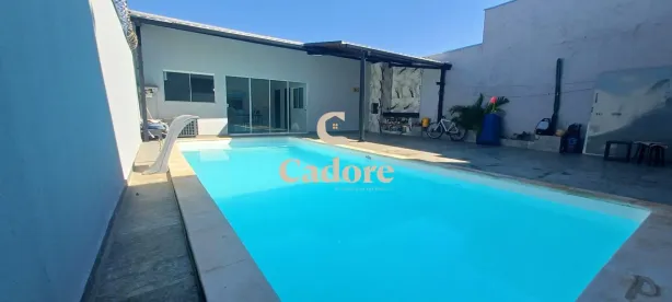 Sobrado com 3 Quartos à venda, 200m² no Laranjeiras, Uberlândia