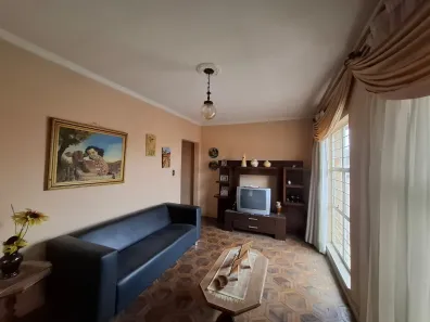 Casa com 2 Quartos para alugar, 309m² no Centro, Votorantim