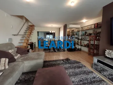 Casa com 3 Quartos à venda, 220m² no Perdizes, São Paulo