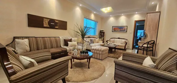 Sobrado com 4 Quartos à venda, 360m² no Jardim, Santo André