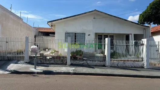 Casa com 2 Quartos à venda, 57m² no Jardim Liberdade, Maringá