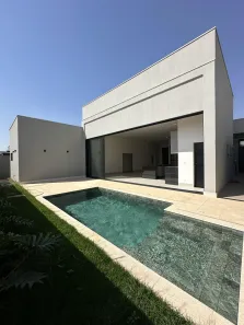 Casa de Condomínio com 4 Quartos à venda, 220m² no Chácara Letônia, Americana