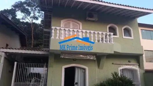Sobrado com 3 Quartos à venda, 300m² no Vila Diva, Carapicuíba