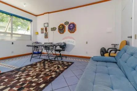 Sala Comercial à venda, 47m² no Passo da Areia, Porto Alegre