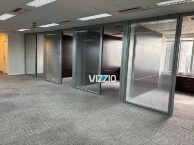 Sala Comercial para alugar, 177m² no Itaim Bibi, São Paulo