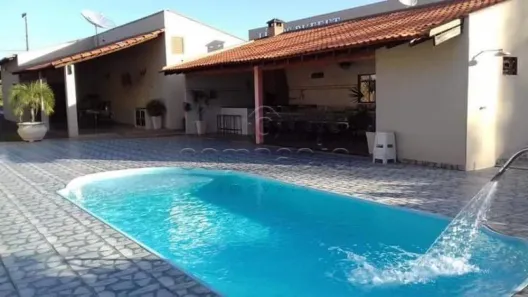 Casa de Condomínio com 4 Quartos à venda, 400m² no , Guapiaçu