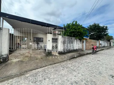 Casa com 3 Quartos à venda, 220m² no Caxangá, Recife