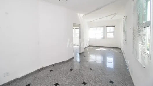 Sala Comercial para alugar, 100m² no Vila Guiomar, Santo André