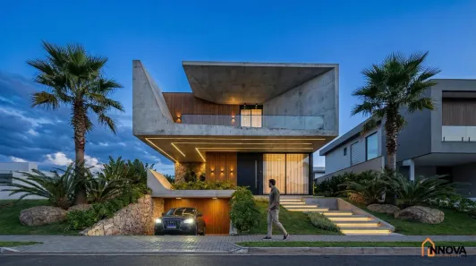 Casa com 3 Quartos à venda, 510m² no Xaxim, Curitiba