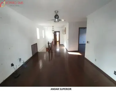 Casa de Condomínio com 3 Quartos para alugar, 250m² no City América, São Paulo
