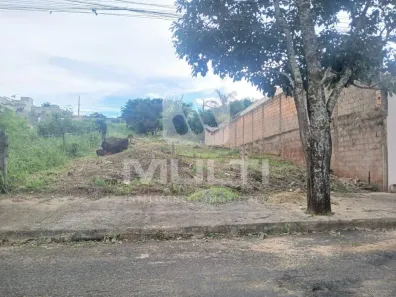Lote/Terreno com 1 Quarto à venda, 11m² no Cidade Jardim, Uberlândia