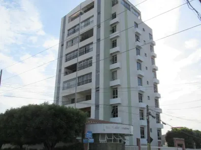 Apartamento com 3 Quartos para alugar, 116m² no Joaquim Távora, Fortaleza