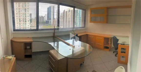 Sala Comercial para alugar, 32m² no Santo Amaro, São Paulo