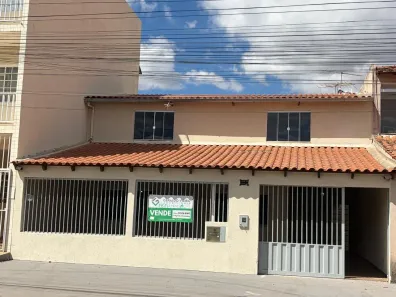 Casa com 3 Quartos à venda, 275m² no Taguatinga Norte, Brasília