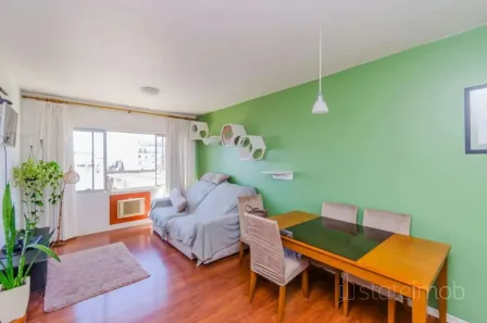 Apartamento com 2 Quartos para venda ou aluguel, 68m² no Independência, Porto Alegre