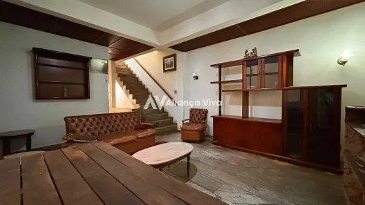 Casa com 5 Quartos à venda, 384m² no Catete, Rio de Janeiro