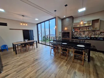 Casa com 3 Quartos à venda, 200m² no Jardim Karaíba, Uberlândia