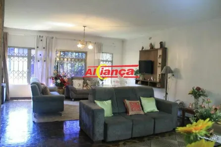 Casa com 4 Quartos para alugar, 360m² no Vila Galvão, Guarulhos