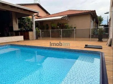 Casa com 4 Quartos para venda ou aluguel, 400m² no Jardim Shangri-la A, Londrina