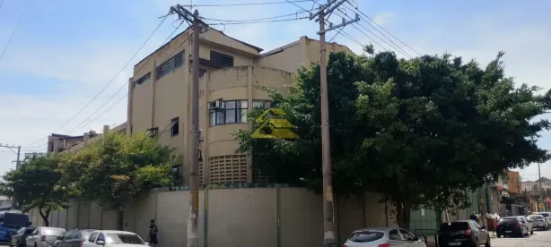 Galpão/Depósito/Armazém à venda, 1746m² no Ramos, Rio de Janeiro